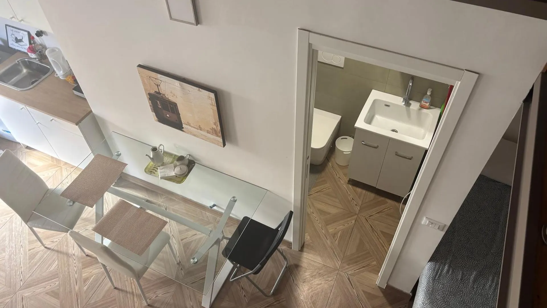 Apartment Lovelyloft, Via Meda Milan