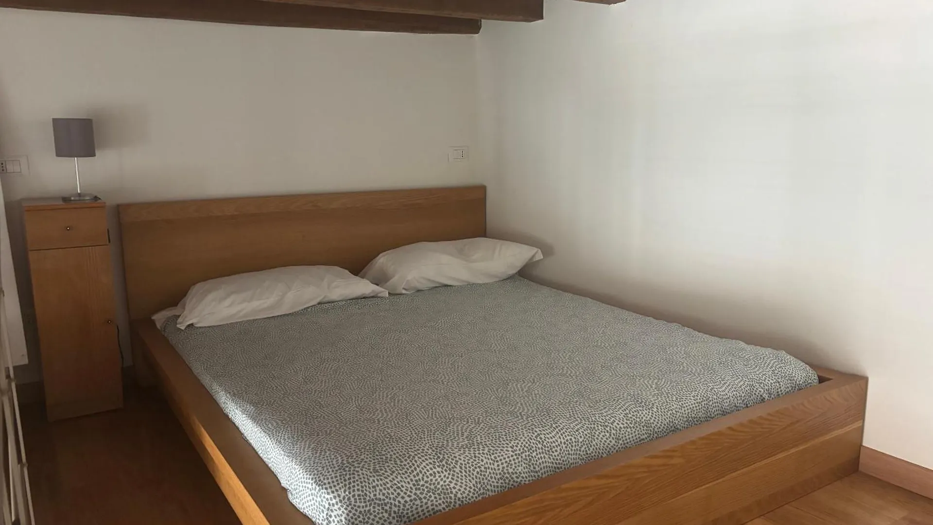 Apartment Lovelyloft, Via Meda Milan